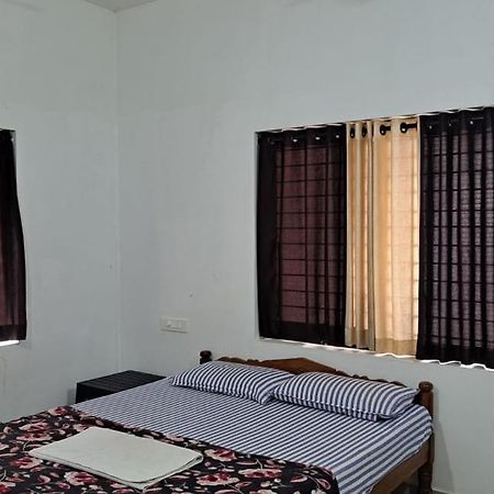 Pearl Inn Kottakkal Exterior foto