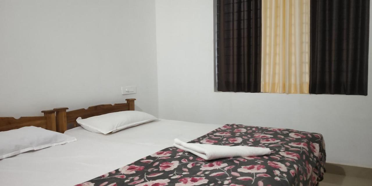 Pearl Inn Kottakkal Exterior foto